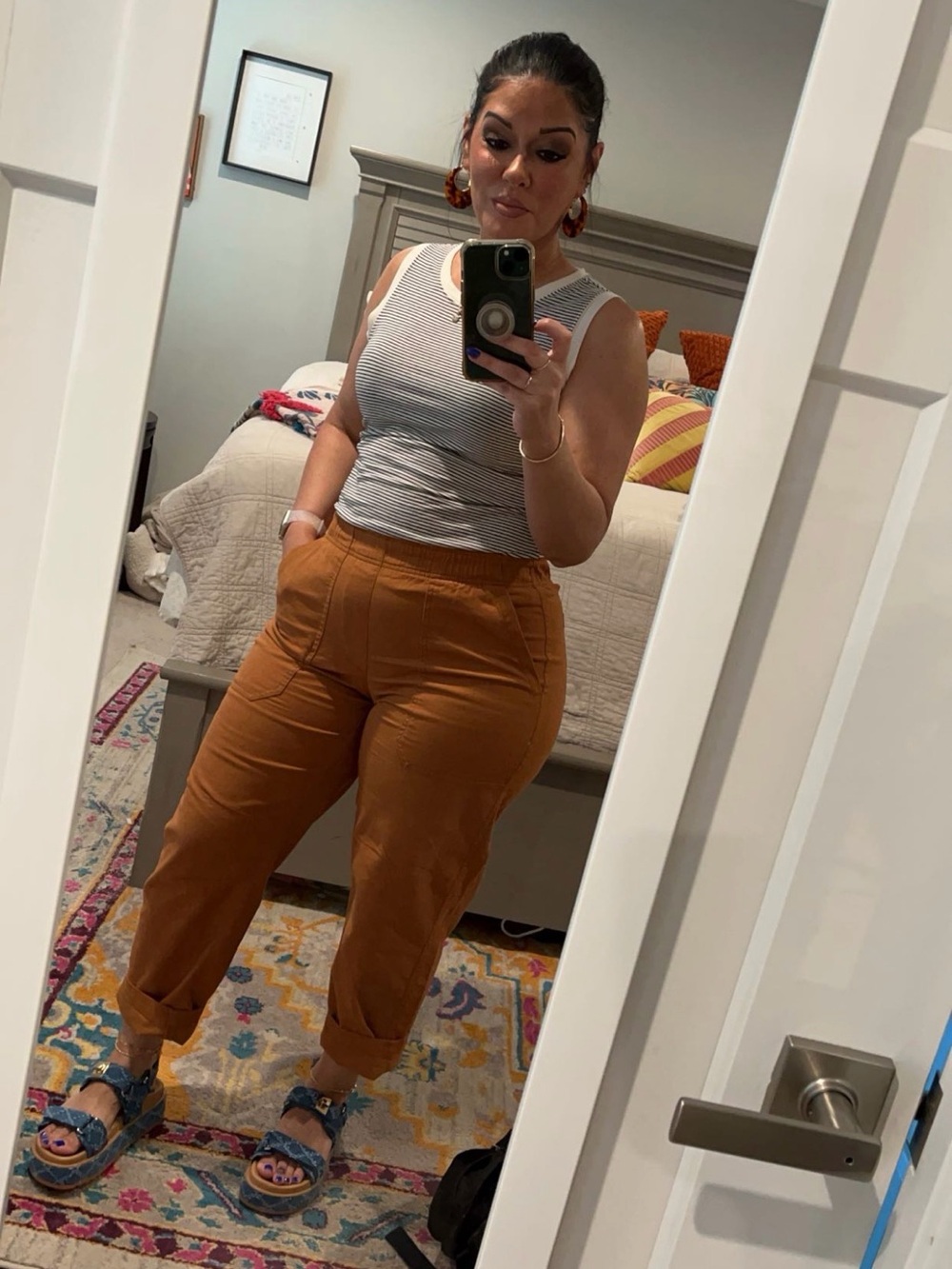 Old Navy Women's Rust Orange Cropped Cargo Pants